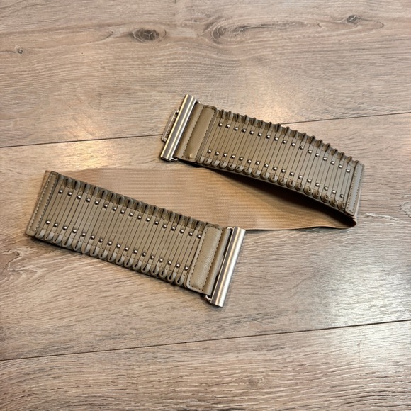 Stone Wide Elastic Studded Waist Belt S/M Buckle Closure Women Clasp - Picture 2 of 6